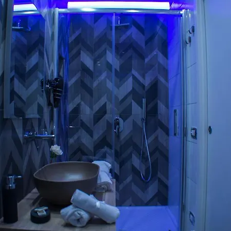 Station 4* Неаполь