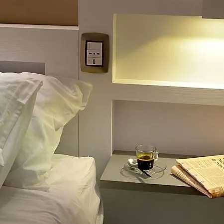 Bed and breakfast Station 4*