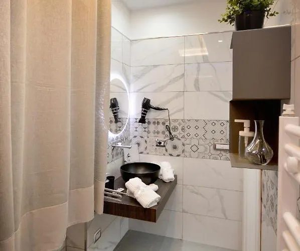 Bed & Breakfast Station 4*
